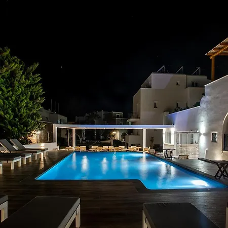 アパートホテル Spiros