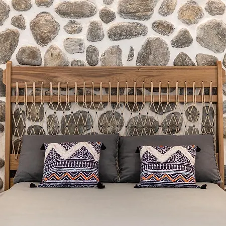 アパートホテル Spiros