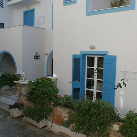 アパートホテル Spiros