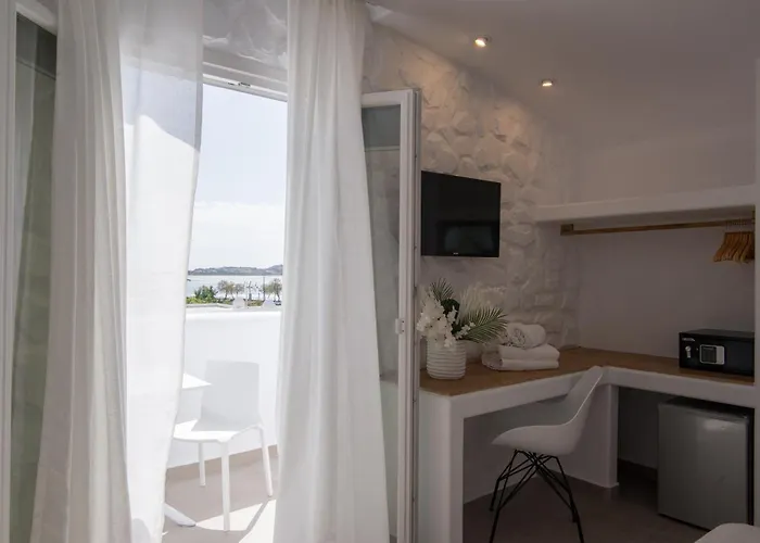 아파트호텔 Spiros Naxos City