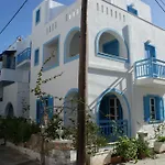 Ξενοδοχείο με διαμερίσματα Spiros Naxos City