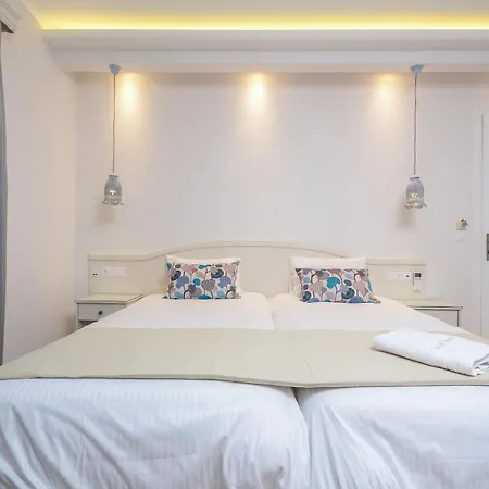 아파트호텔 Spiros Naxos City